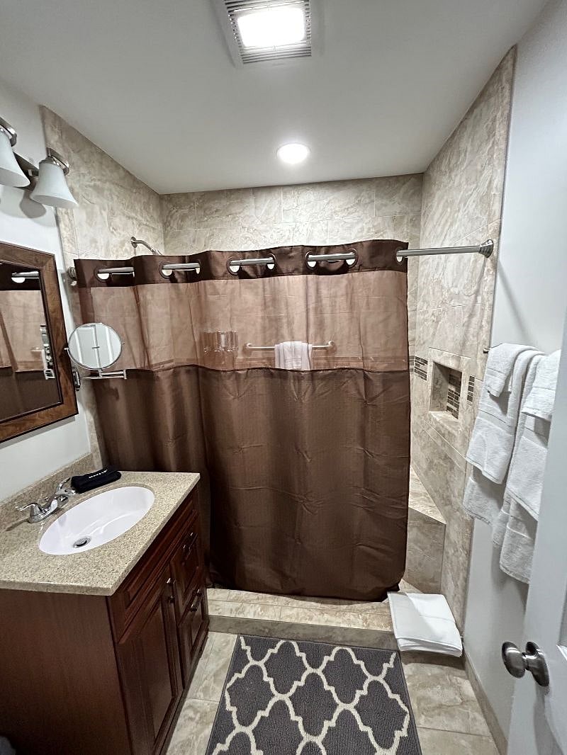 Furnished Finder property 587210_1 photo 13
