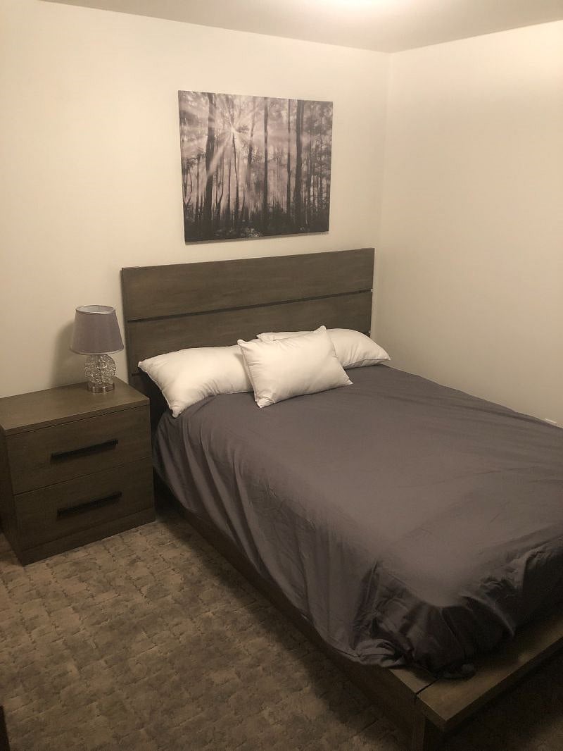 Bedroom 2 /Queen