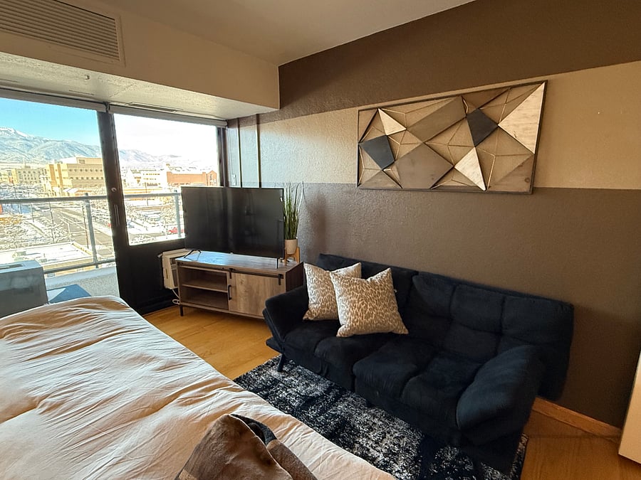 Primary Bedroom w/King Bed
