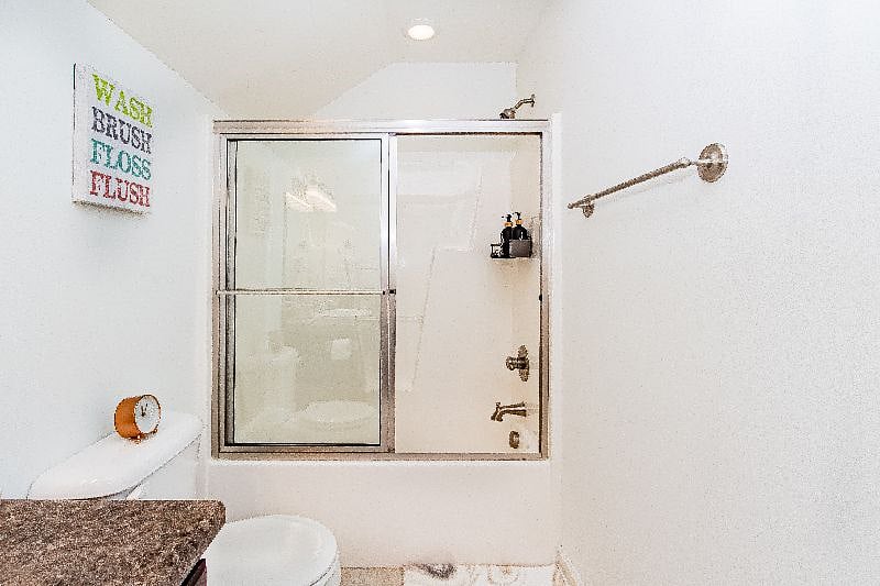 Furnished Finder property 587258_1 photo 15