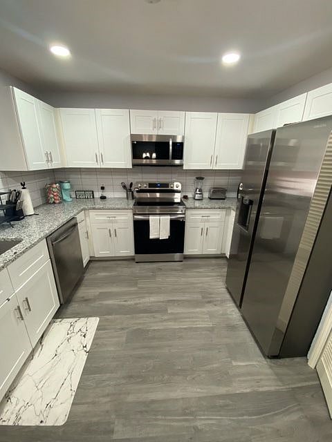 Furnished Finder property 587271_1 photo 3
