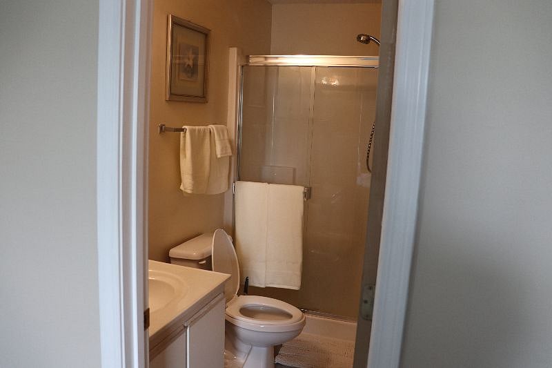 Master bathroom 