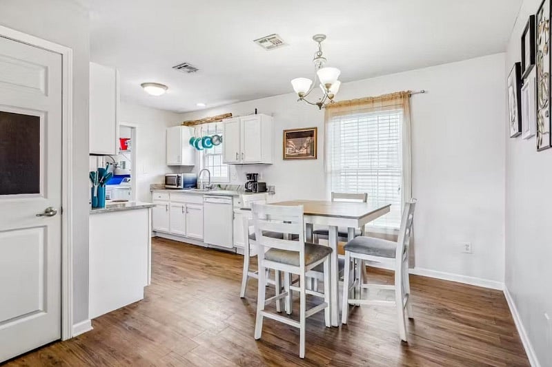 Furnished Finder property 587410_1 photo 7