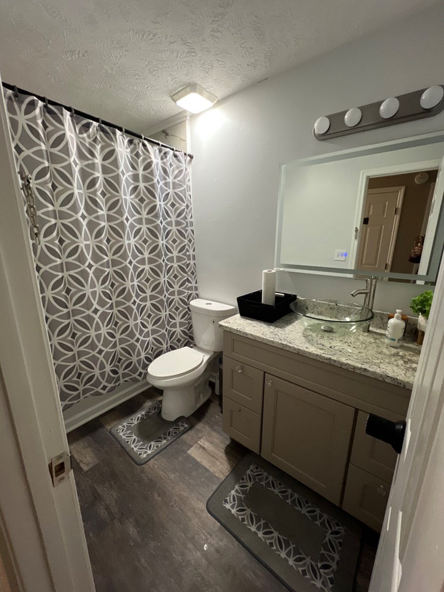Furnished Finder property 587480_3 photo 4