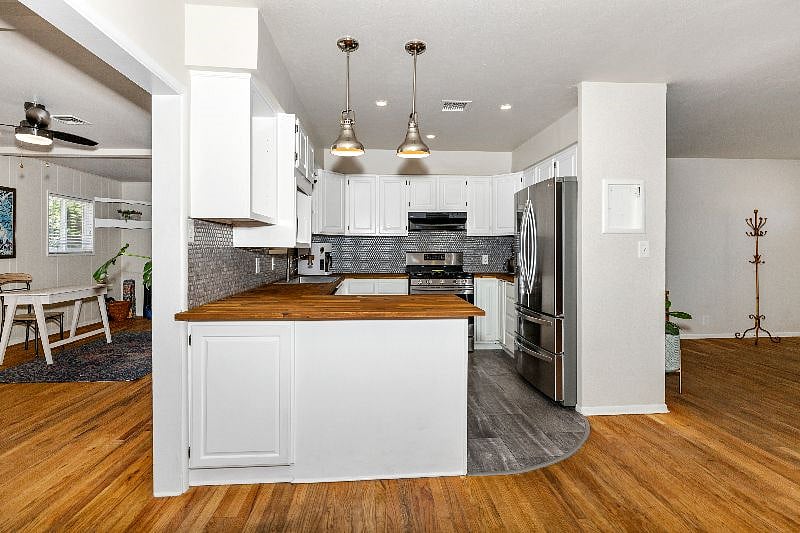 Furnished Finder property 587489_1 photo 5