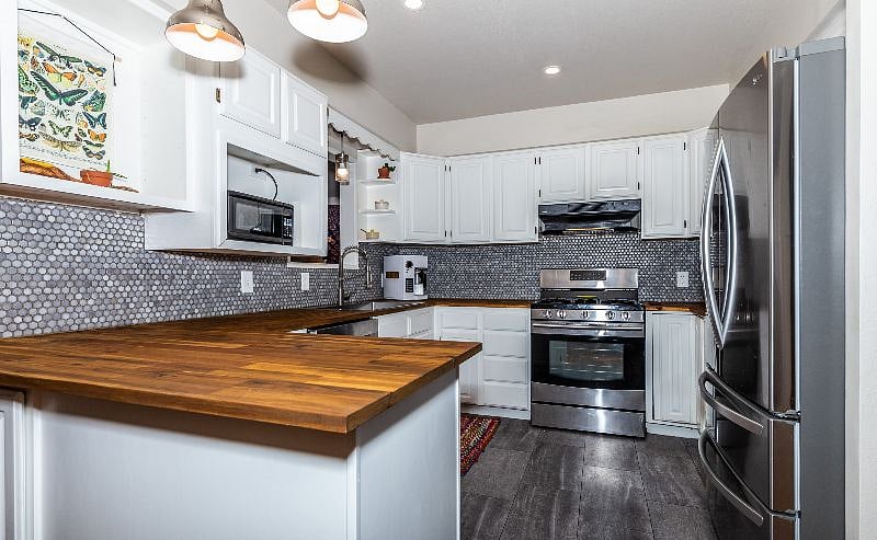 Furnished Finder property 587489_1 photo 6