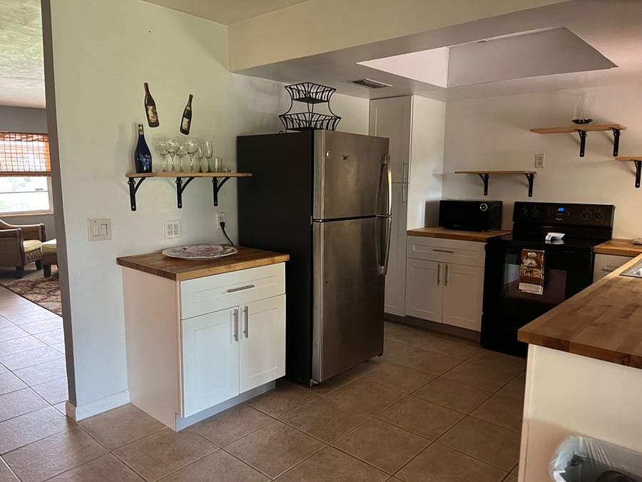 Furnished Finder property 587494_1 photo 8