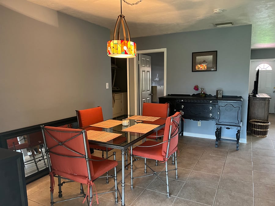 Furnished Finder property 587494_1 photo 9