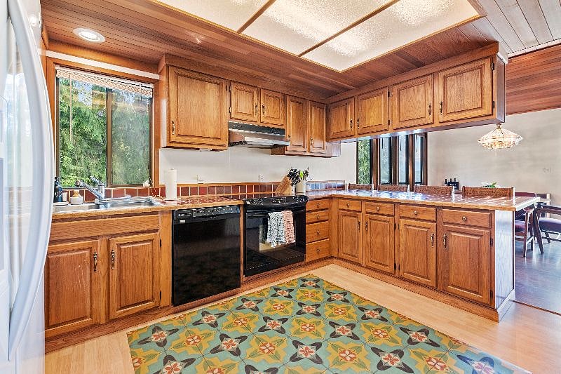 Furnished Finder property 587506_1 photo 5