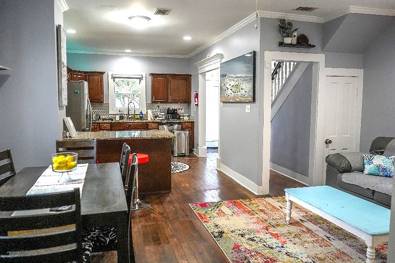 Furnished Finder property 587529_1 photo 3