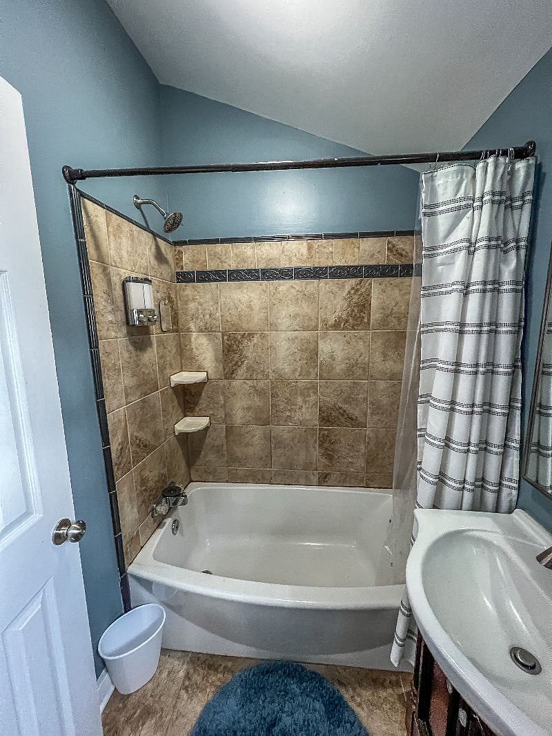 Furnished Finder property 587529_1 photo 13