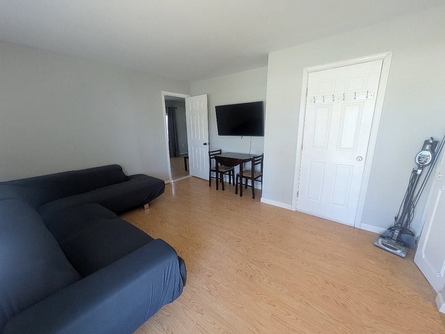 Furnished Finder property 587530_2 photo 9