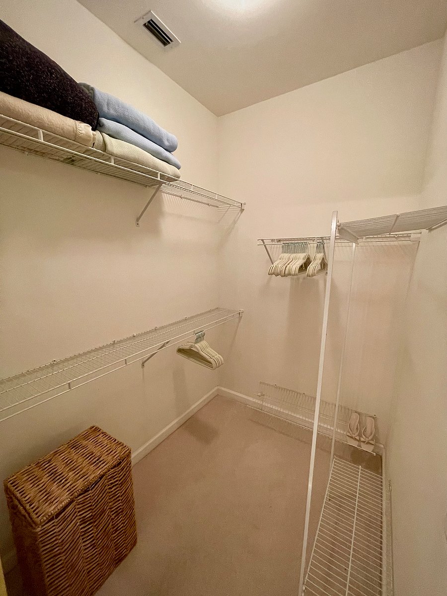 Furnished Finder property 587536_1 photo 9