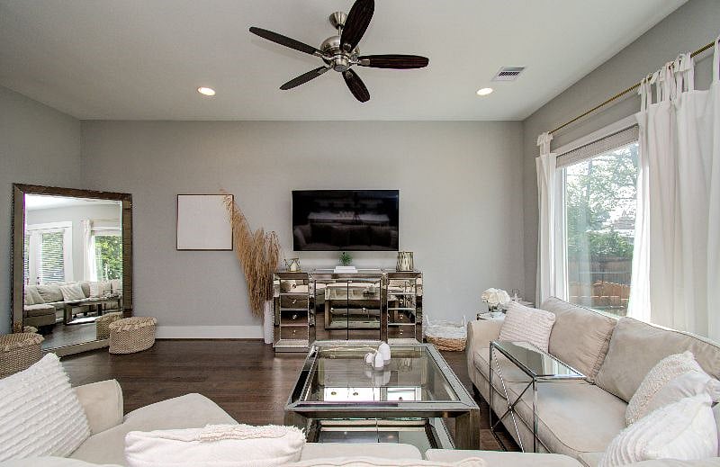 Furnished Finder property 587567_1 photo 4