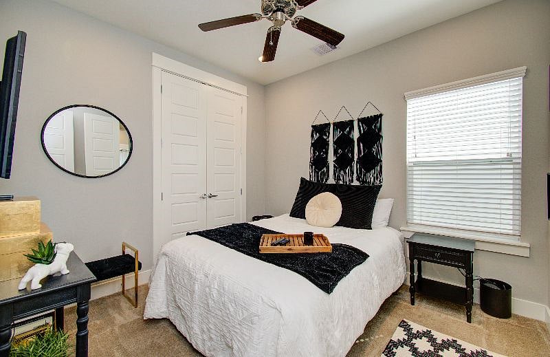 Furnished Finder property 587567_1 photo 16