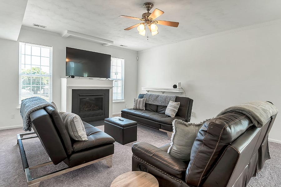 Furnished Finder property 587605_1 photo 1