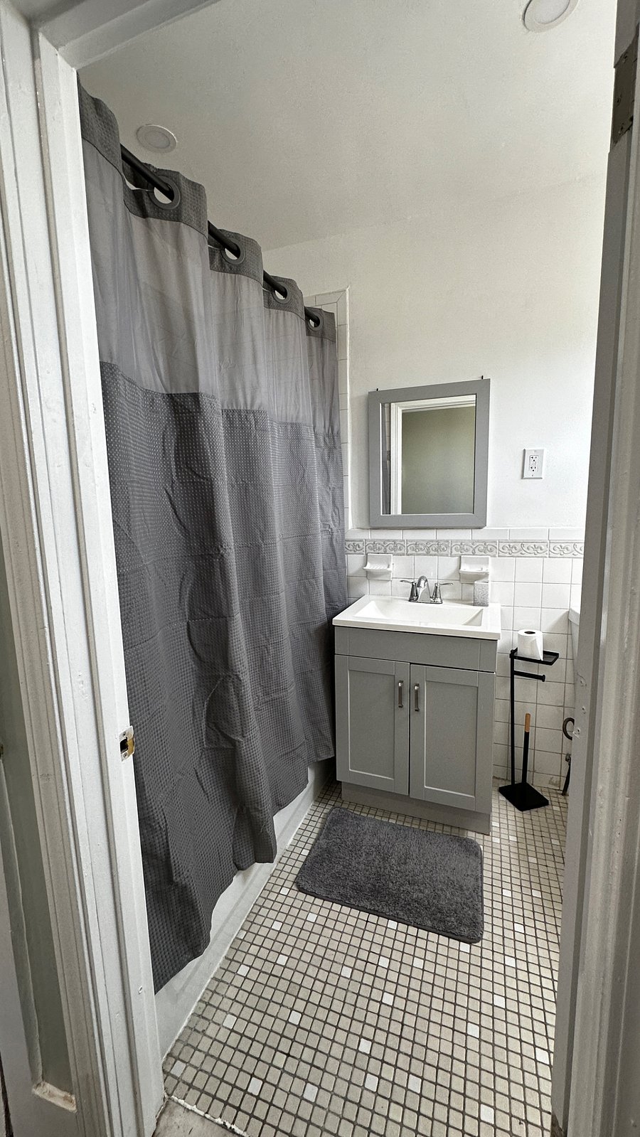 Furnished Finder property 587665_1 photo 8