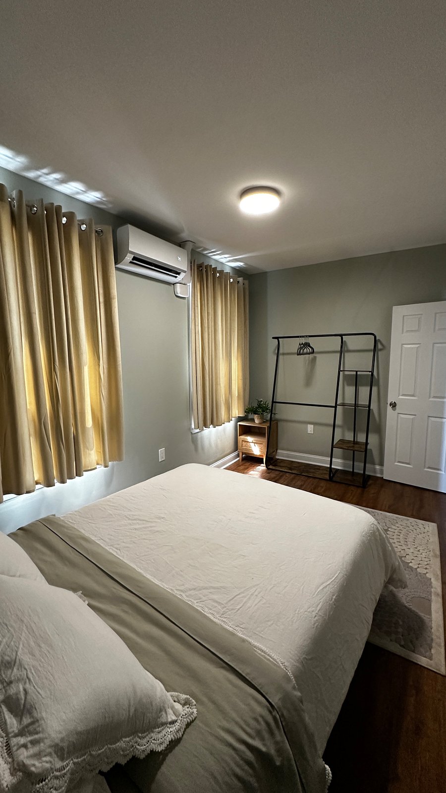 Furnished Finder property 587665_3 photo 12