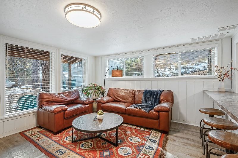 Furnished Finder property 587672_2 photo 5