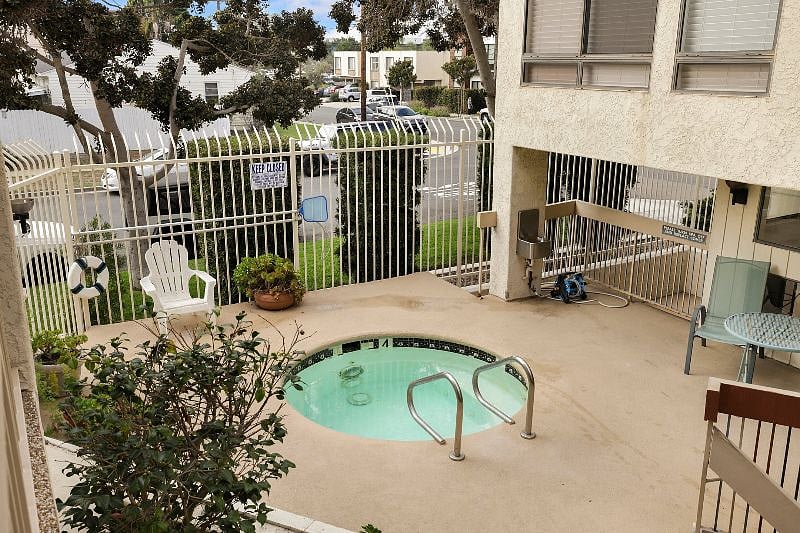 Furnished Finder property 587689_1 photo 5
