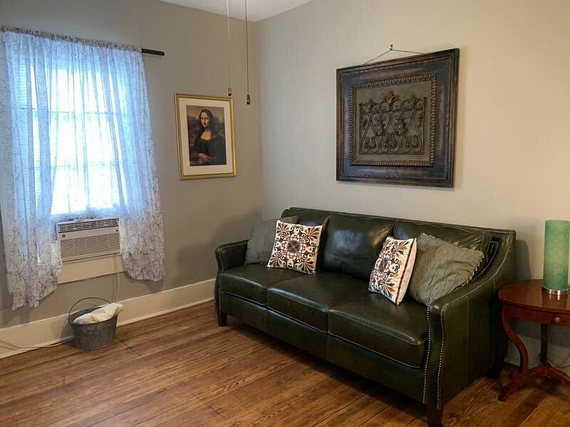Furnished Finder property 587690_1 photo 3