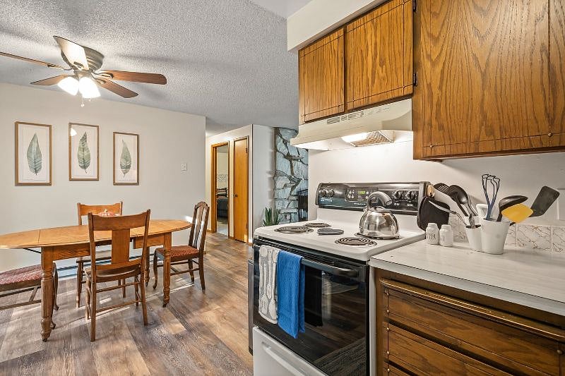 Furnished Finder property 587729_1 photo 12