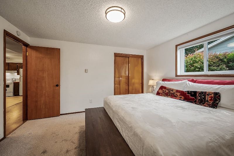 Furnished Finder property 587729_2 photo 17