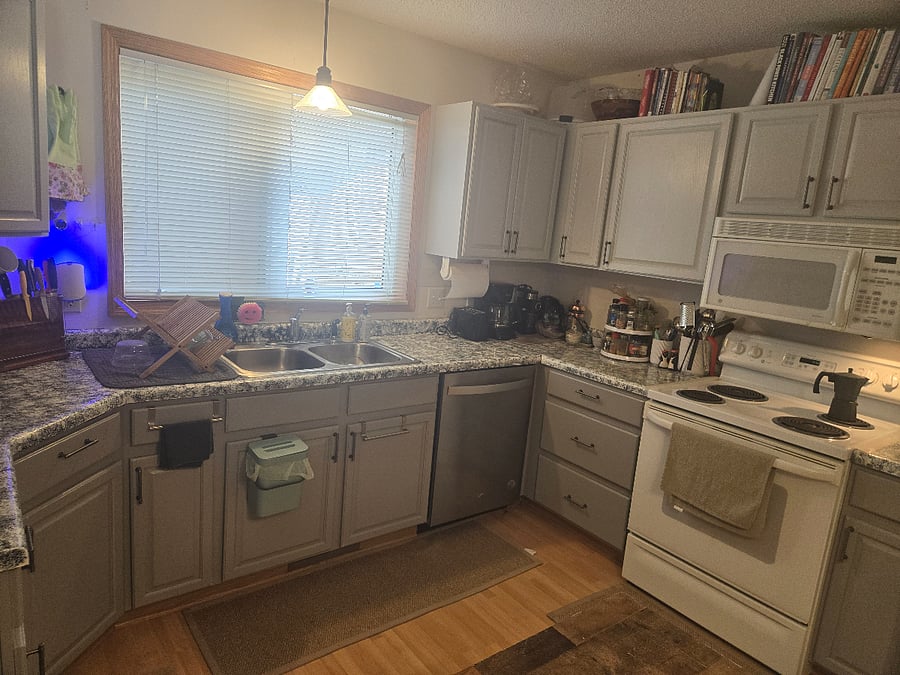Furnished Finder property 587740_1 photo 14