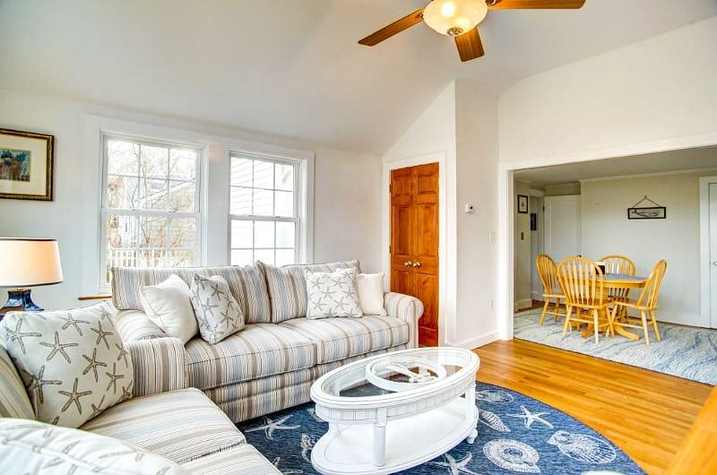 Furnished Finder property 587777_1 photo 9