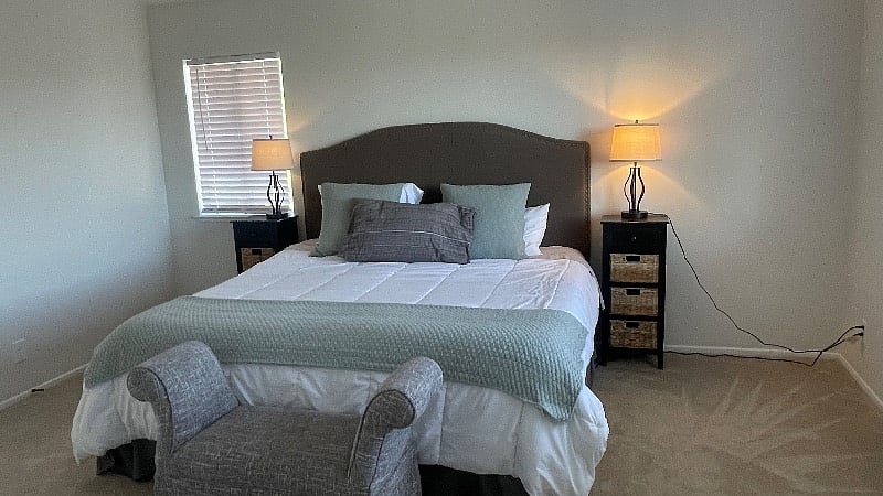 Master bedroom with new King adjustable bed.
There is also a TV in this room.