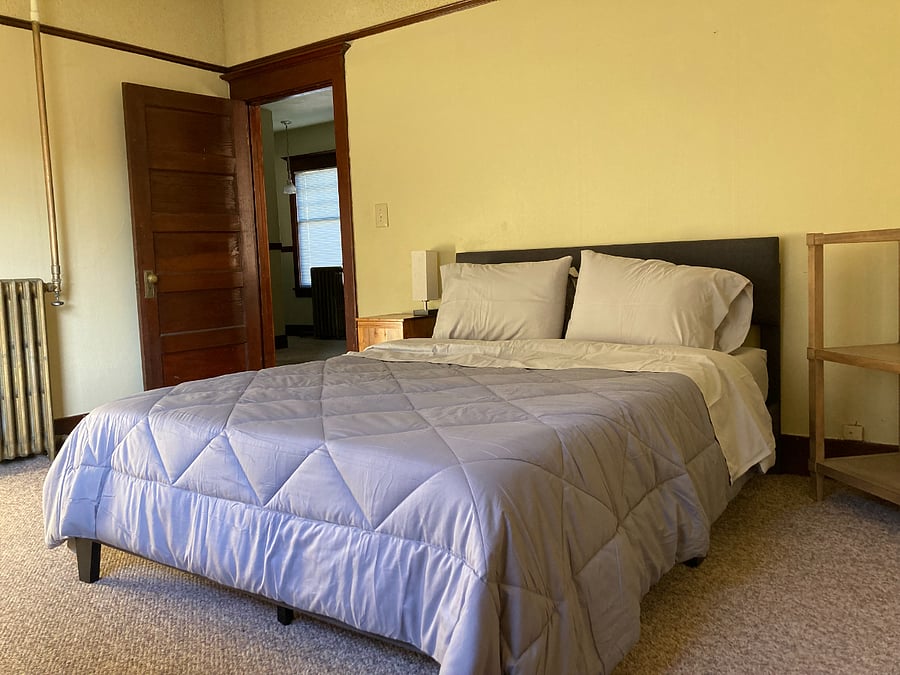 Furnished Finder property 587794_1 photo 4