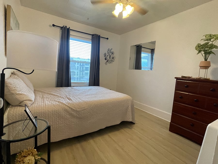 Furnished Finder property 587826_2 photo 6