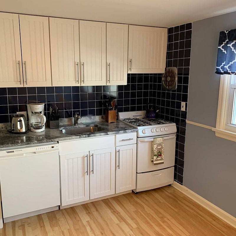 Furnished Finder property 587829_1 photo 6
