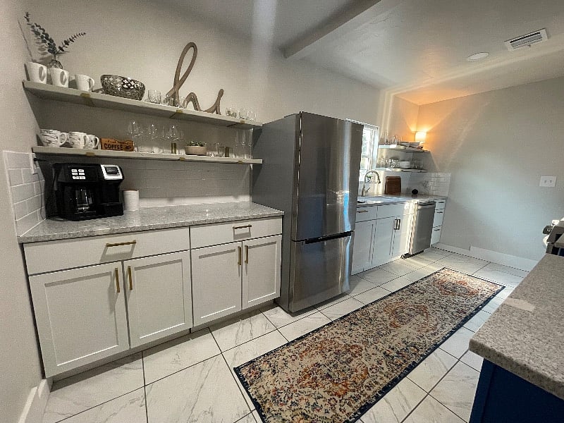 Furnished Finder property 587830_1 photo 4