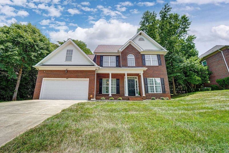 Spacious 5 bedroom/3 bath home on large lot in quiet community conveniently located to shopping, eateries and the interstate!