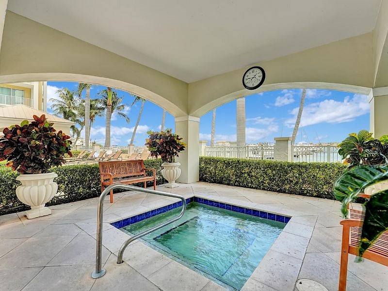 Furnished Finder property 587835_1 photo 3