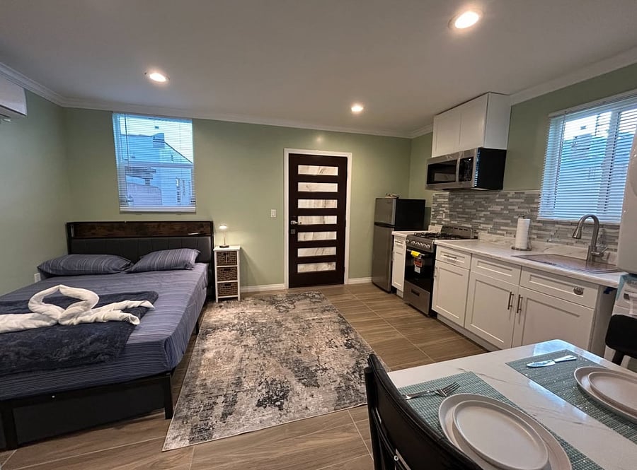 Furnished Finder property 587839_1 photo 16