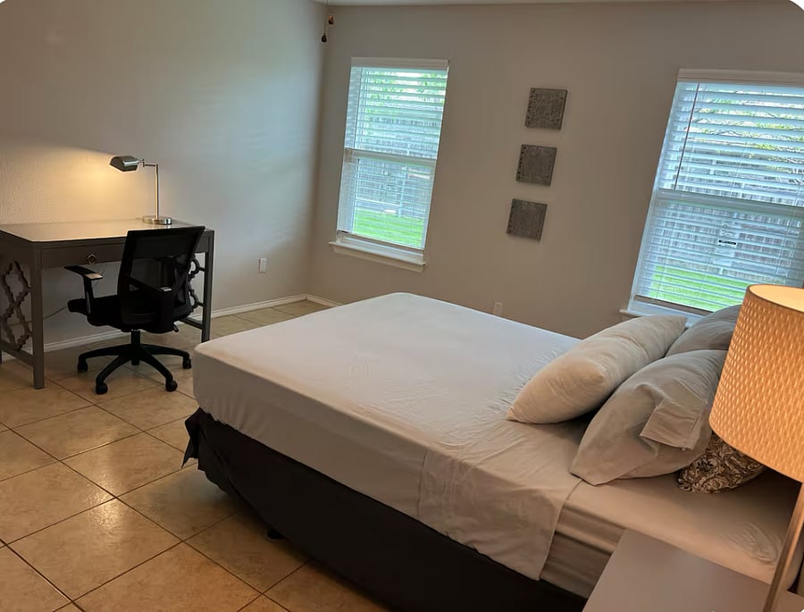 Furnished Finder property 587849_1 photo 6
