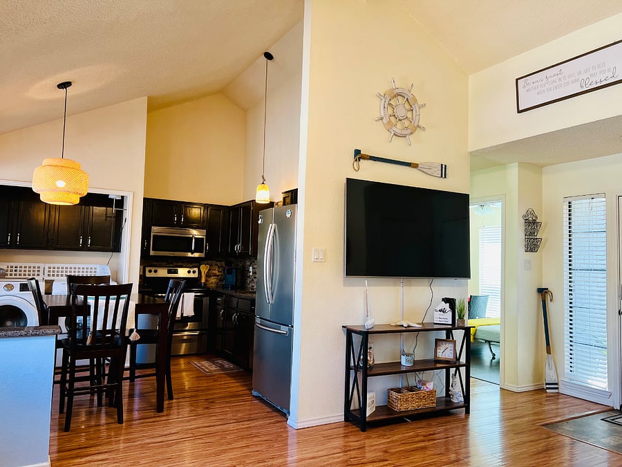 Furnished Finder property 587849_1 photo 7