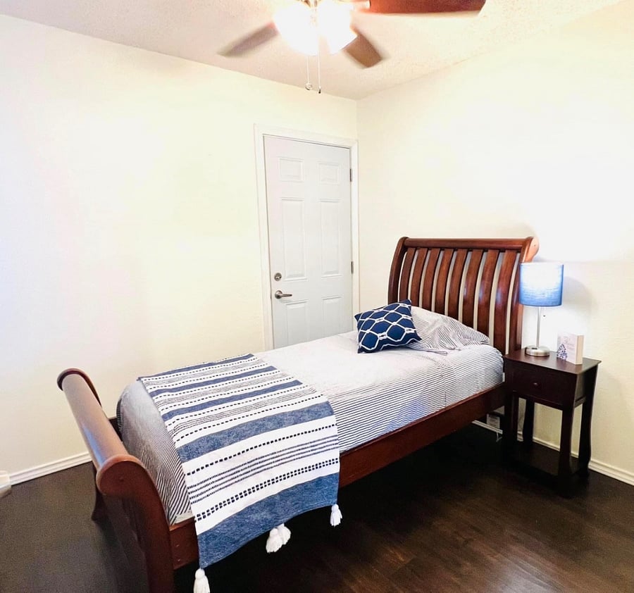 Furnished Finder property 587849_1 photo 12