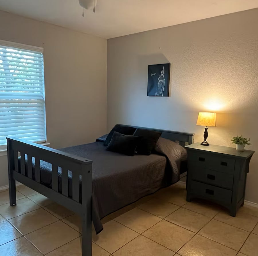 Furnished Finder property 587849_1 photo 7