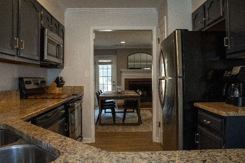 Furnished Finder property 587897_1 photo 7