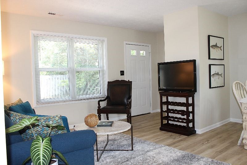 Furnished Finder property 587986_1 photo 3