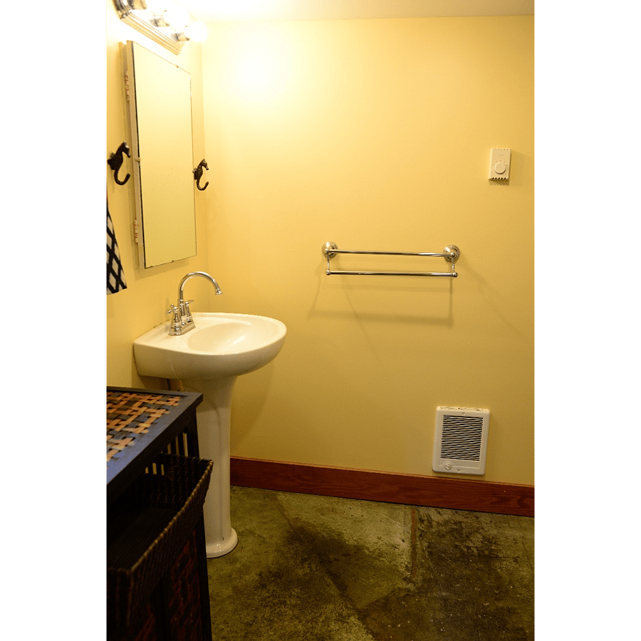 Furnished Finder property 587994_1 photo 7