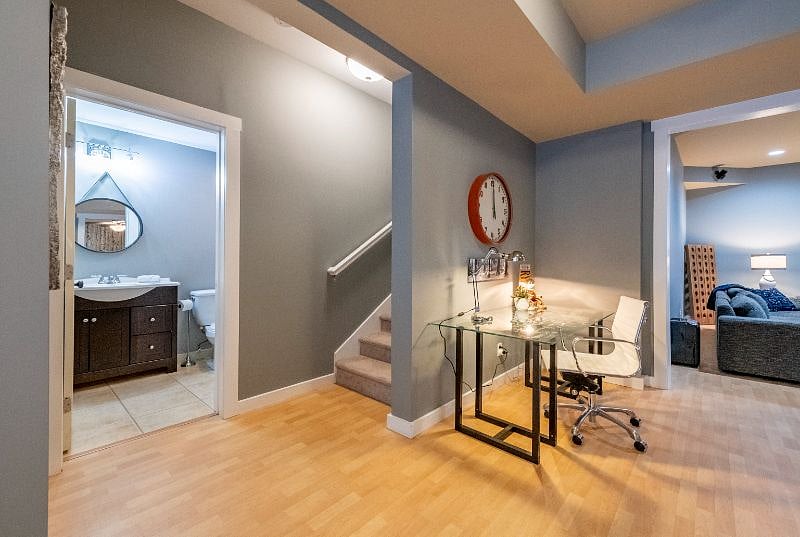 Furnished Finder property 588001_1 photo 15