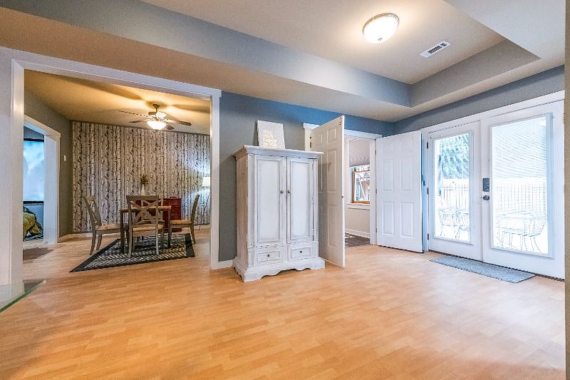 Furnished Finder property 588001_1 photo 24