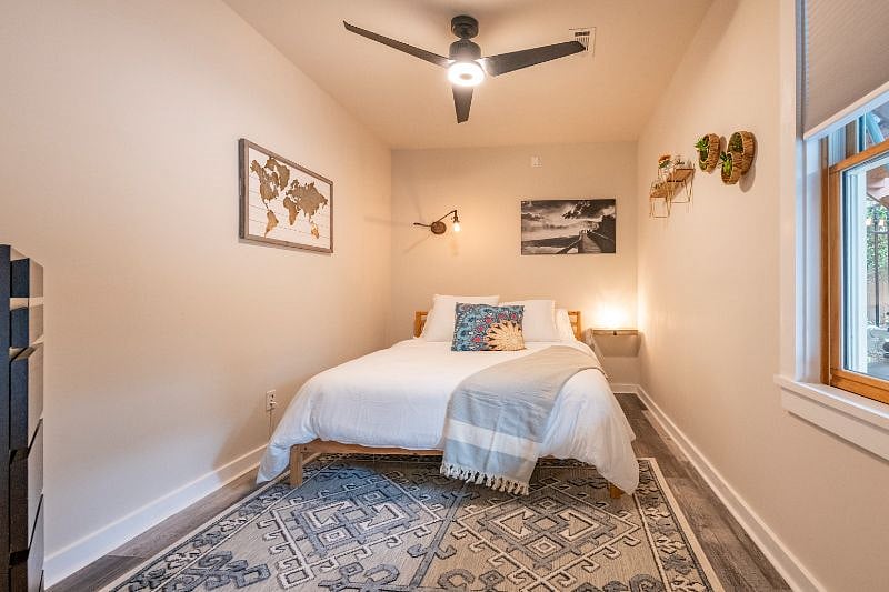 Furnished Finder property 588001_1 photo 27