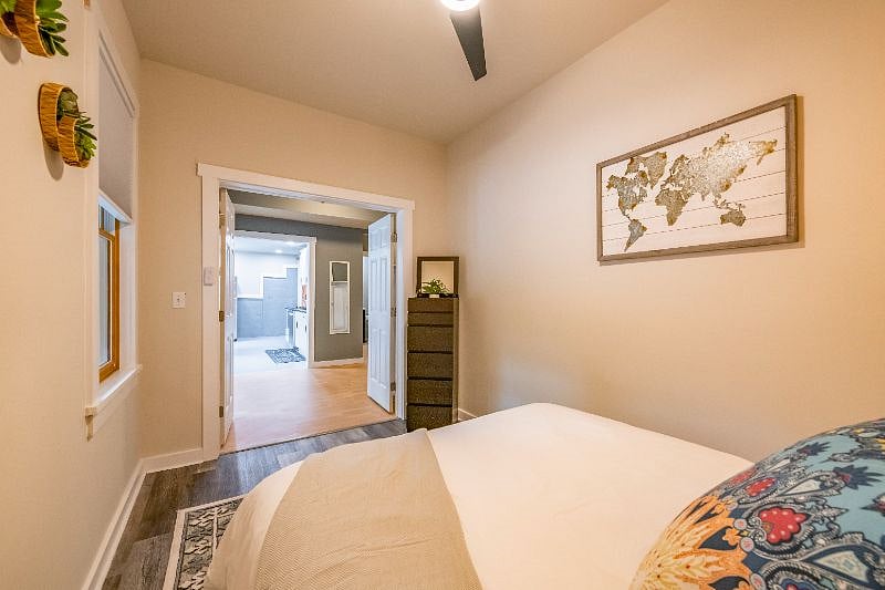 Furnished Finder property 588001_1 photo 32