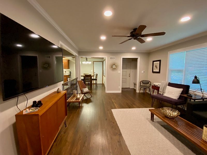 Furnished Finder property 588023_1 photo 3