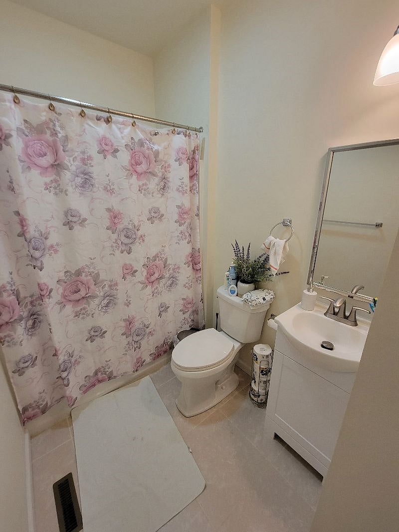 Furnished Finder property 588028_2 photo 6